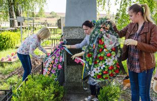 День Памяти и Примирения 8 мая 2017